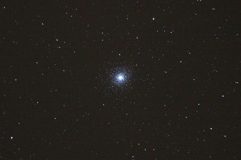 Шаровое  звездное  скопление  М92
